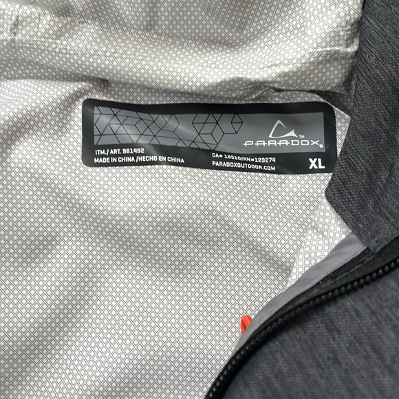 NWOT Men’s Paradox Rain Jacket Windbreaker - Picture 2 of 8